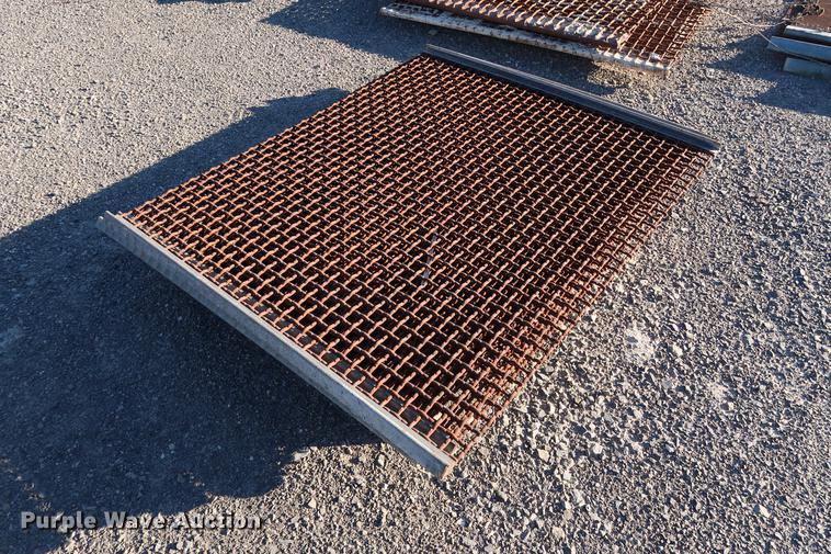 image for item DG3260 2011 McCloskey S190 screener