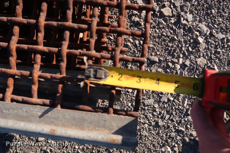 image for item DG3260 2011 McCloskey S190 screener