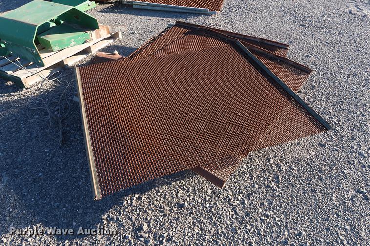 image for item DG3260 2011 McCloskey S190 screener