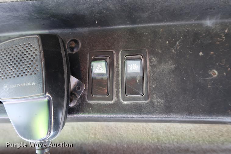 image for item DG3262 2000 Caterpillar 775D haul truck