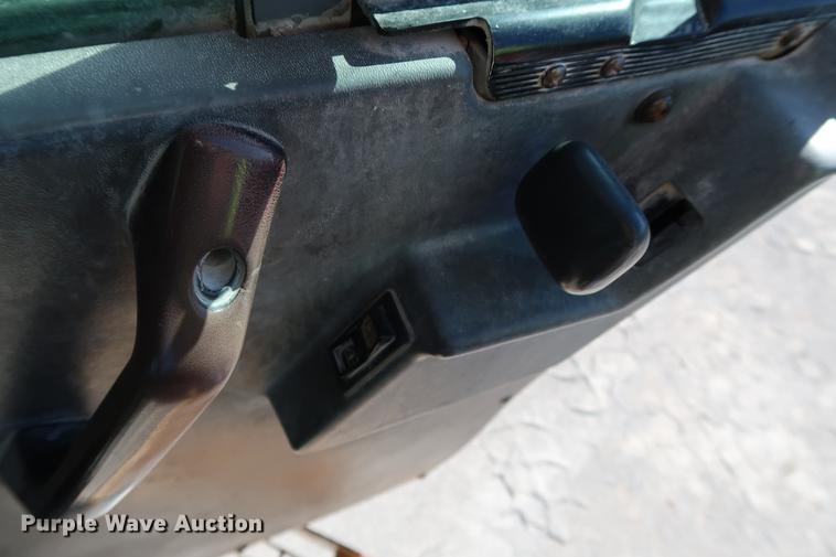 image for item DG3262 2000 Caterpillar 775D haul truck