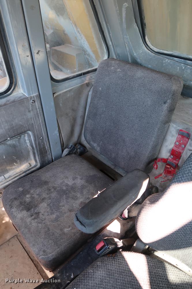 image for item DG3262 2000 Caterpillar 775D haul truck