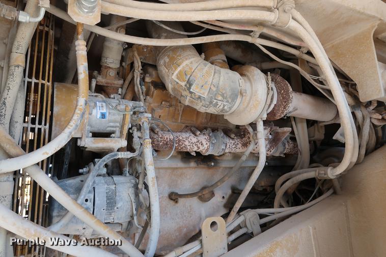 image for item DG3262 2000 Caterpillar 775D haul truck