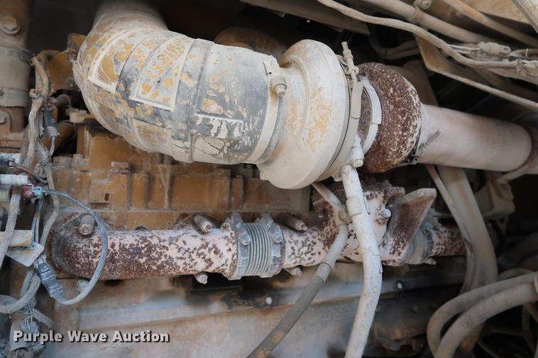 image for item DG3262 2000 Caterpillar 775D haul truck