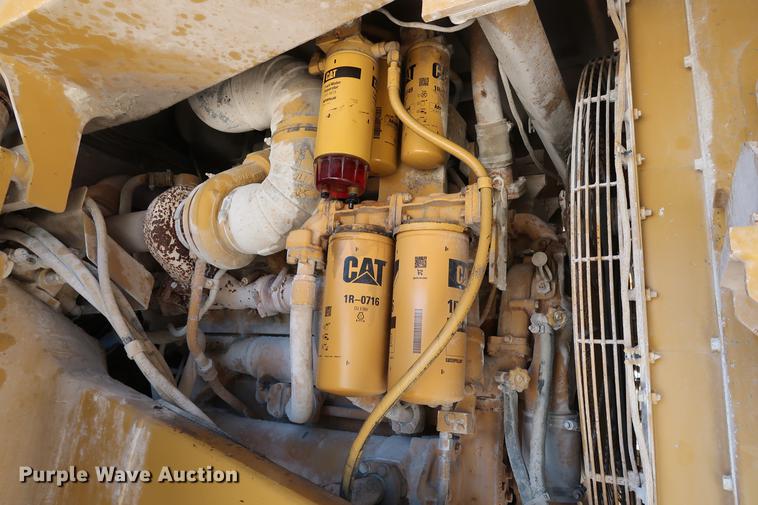 image for item DG3262 2000 Caterpillar 775D haul truck
