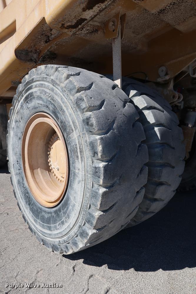 image for item DG3262 2000 Caterpillar 775D haul truck