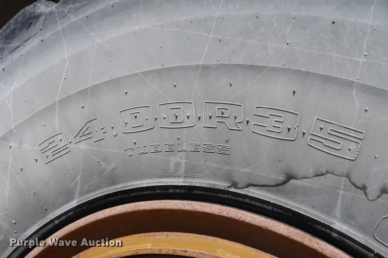 image for item DG3262 2000 Caterpillar 775D haul truck