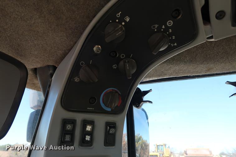 image for item DG3263 2002 Caterpillar 980G Series II wheel loader