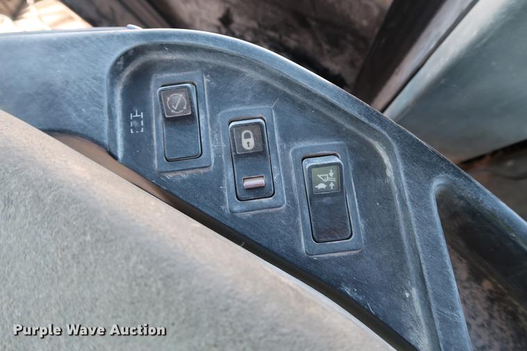 image for item DG3263 2002 Caterpillar 980G Series II wheel loader