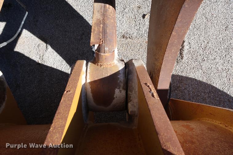 image for item DG3263 2002 Caterpillar 980G Series II wheel loader