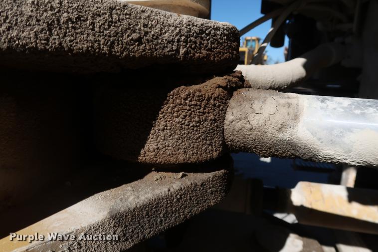 image for item DG3263 2002 Caterpillar 980G Series II wheel loader