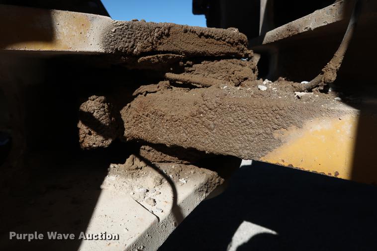 image for item DG3263 2002 Caterpillar 980G Series II wheel loader