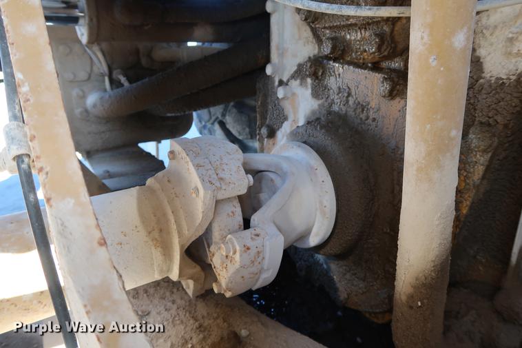 image for item DG3263 2002 Caterpillar 980G Series II wheel loader