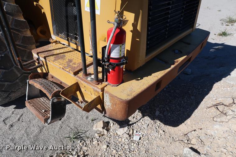 image for item DG3263 2002 Caterpillar 980G Series II wheel loader