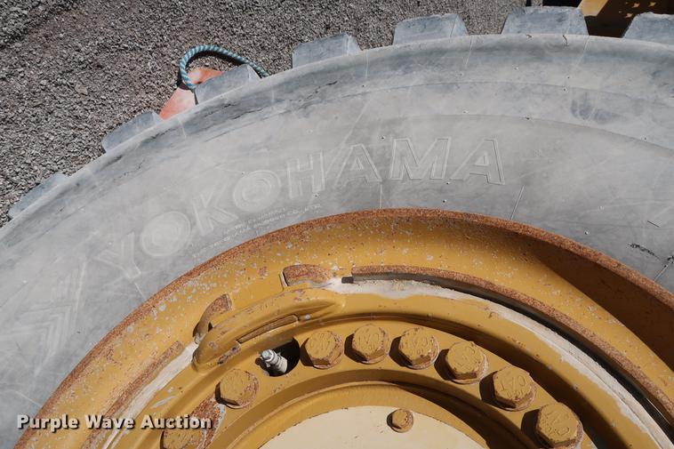 image for item DG3263 2002 Caterpillar 980G Series II wheel loader