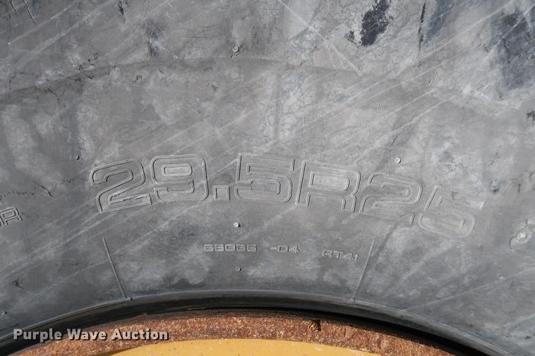 image for item DG3263 2002 Caterpillar 980G Series II wheel loader