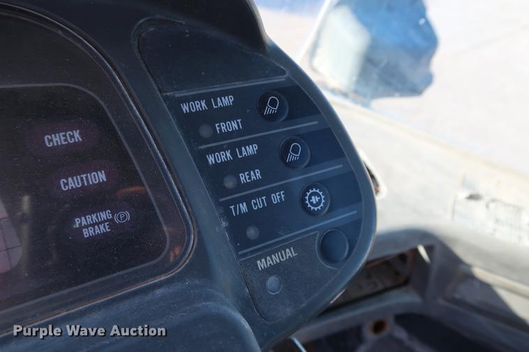 image for item DG3266 2000 Komatsu WA320-3MC wheel loader