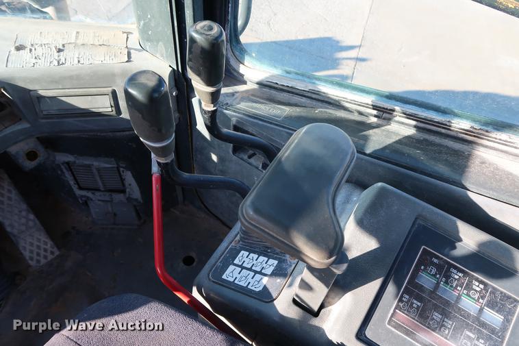 image for item DG3266 2000 Komatsu WA320-3MC wheel loader