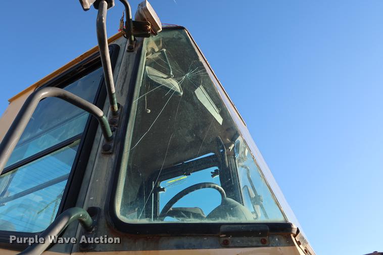 image for item DG3266 2000 Komatsu WA320-3MC wheel loader