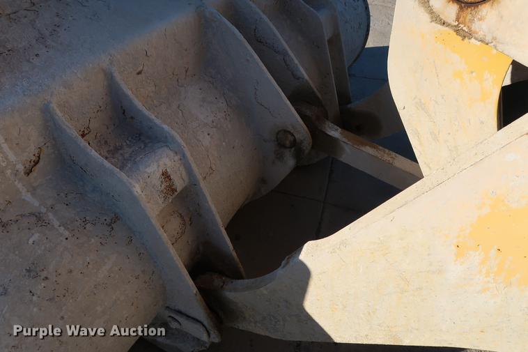 image for item DG3266 2000 Komatsu WA320-3MC wheel loader