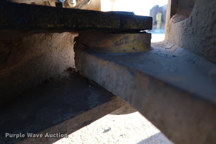 image for item DG3266 2000 Komatsu WA320-3MC wheel loader