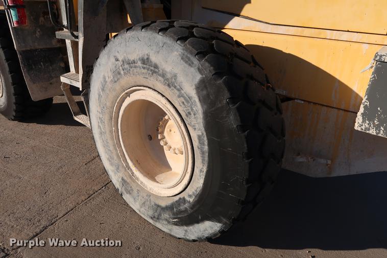 image for item DG3266 2000 Komatsu WA320-3MC wheel loader
