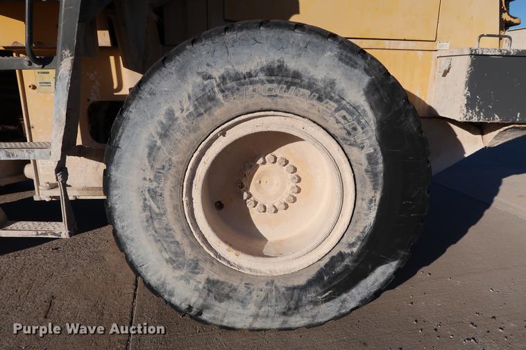 image for item DG3266 2000 Komatsu WA320-3MC wheel loader