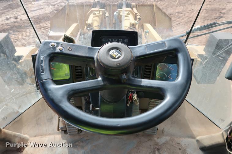 image for item DG3278 1997 Caterpillar 980G wheel loader