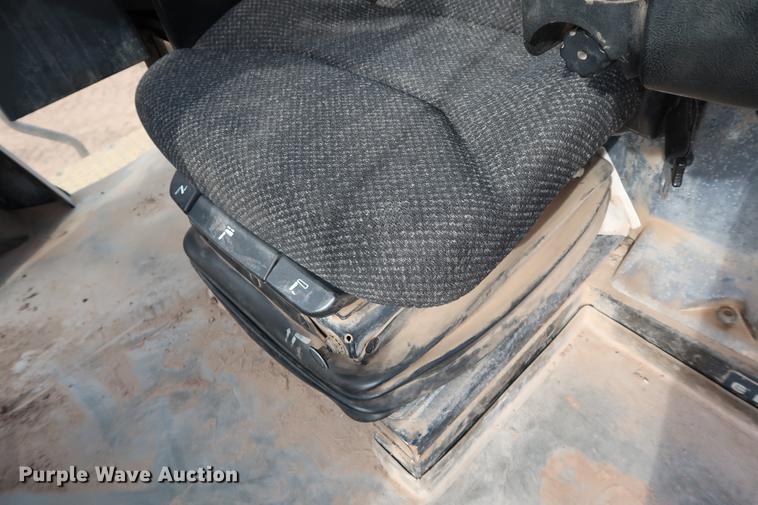 image for item DG3278 1997 Caterpillar 980G wheel loader