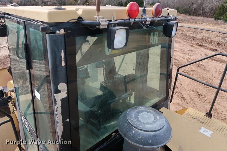 image for item DG3278 1997 Caterpillar 980G wheel loader