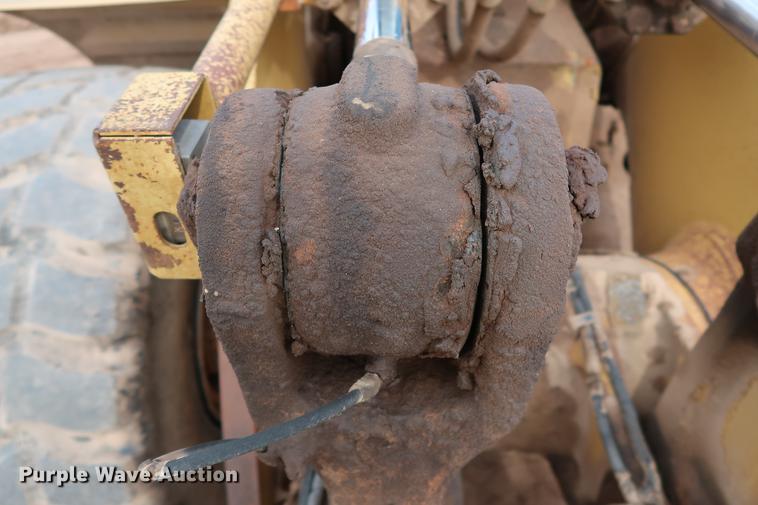 image for item DG3278 1997 Caterpillar 980G wheel loader