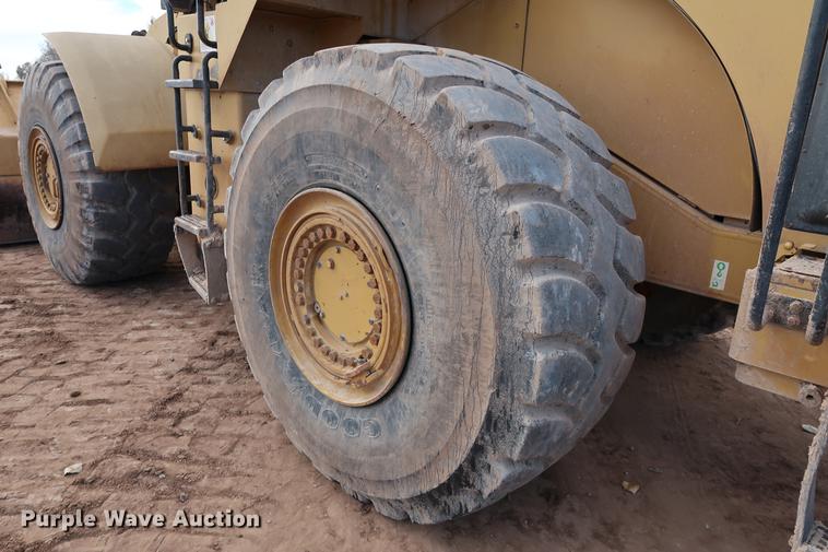 image for item DG3278 1997 Caterpillar 980G wheel loader