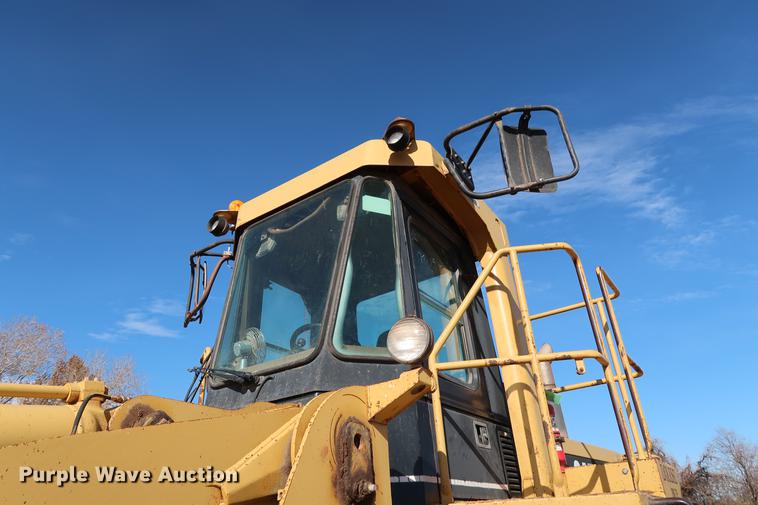 image for item DG3279 1995 Caterpillar 980F Series II wheel loader