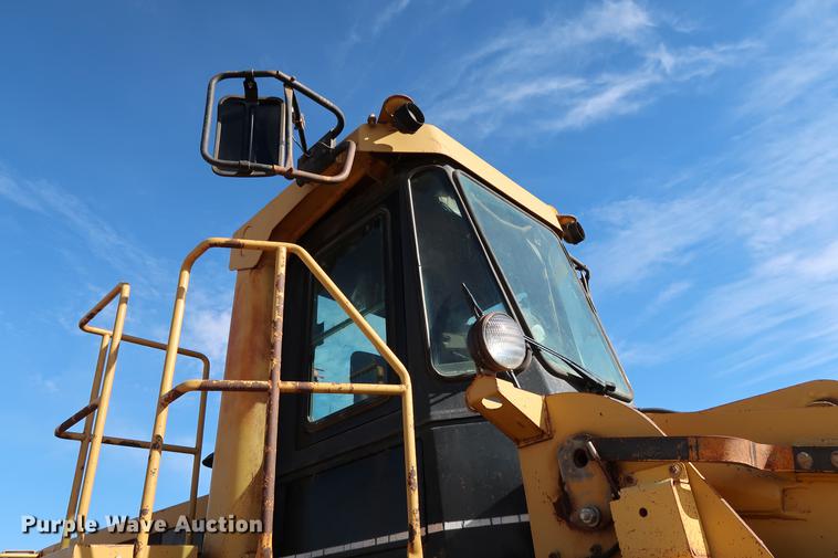 image for item DG3279 1995 Caterpillar 980F Series II wheel loader