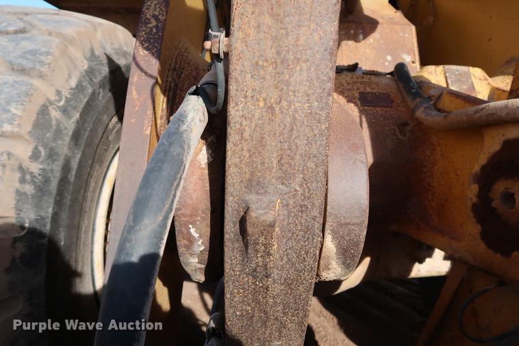 image for item DG3279 1995 Caterpillar 980F Series II wheel loader