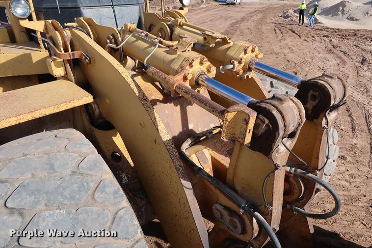 image for item DG3279 1995 Caterpillar 980F Series II wheel loader