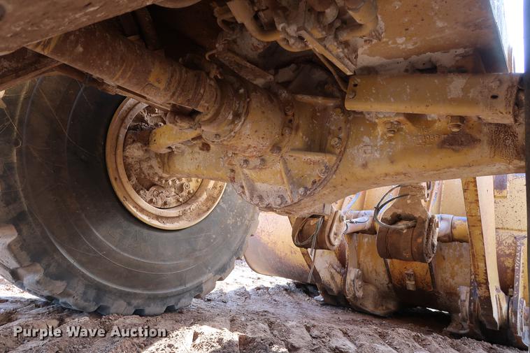 image for item DG3279 1995 Caterpillar 980F Series II wheel loader