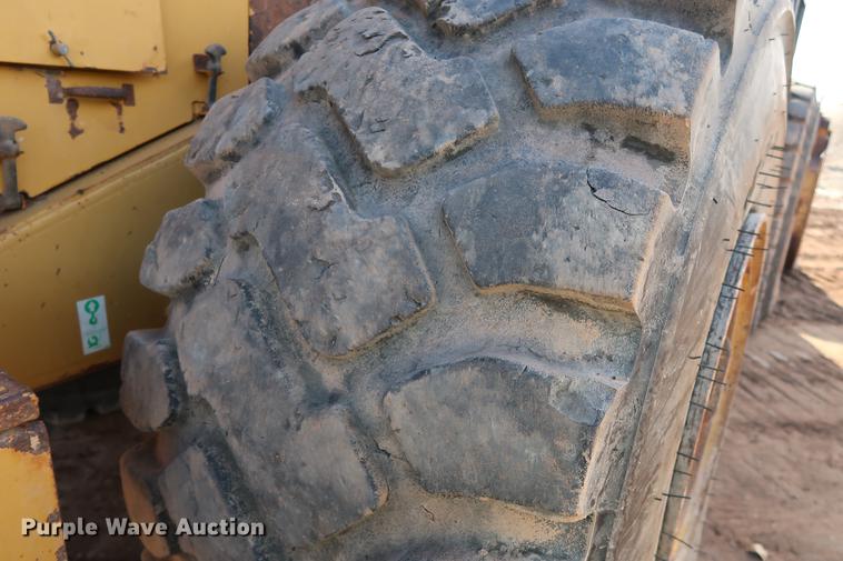 image for item DG3279 1995 Caterpillar 980F Series II wheel loader