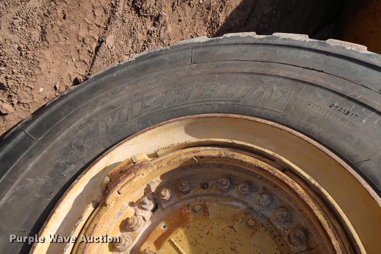 image for item DG3279 1995 Caterpillar 980F Series II wheel loader