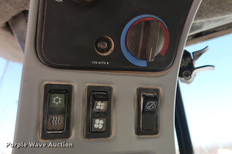 image for item DG3283 2003 Caterpillar 980G Series II wheel loader