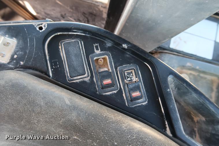 image for item DG3283 2003 Caterpillar 980G Series II wheel loader