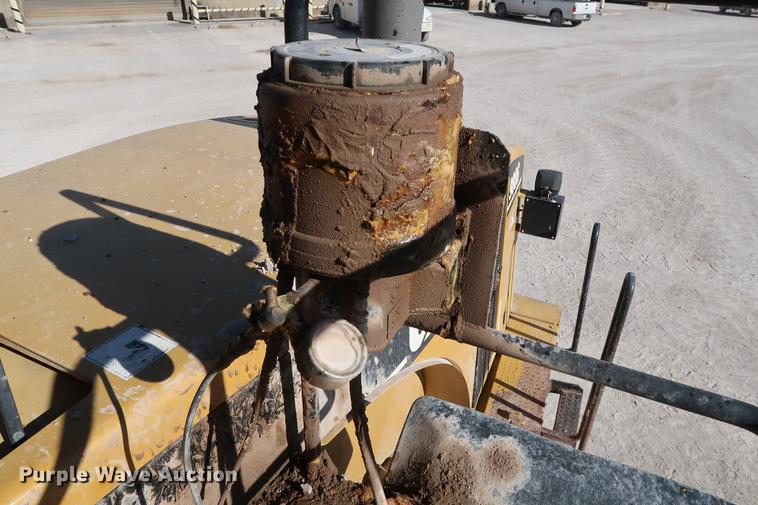 image for item DG3283 2003 Caterpillar 980G Series II wheel loader