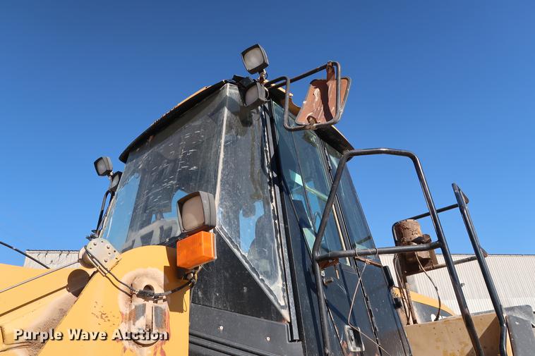 image for item DG3283 2003 Caterpillar 980G Series II wheel loader