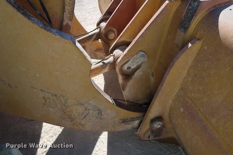 image for item DG3283 2003 Caterpillar 980G Series II wheel loader