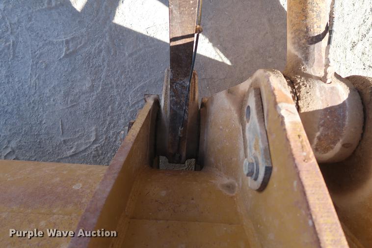 image for item DG3283 2003 Caterpillar 980G Series II wheel loader