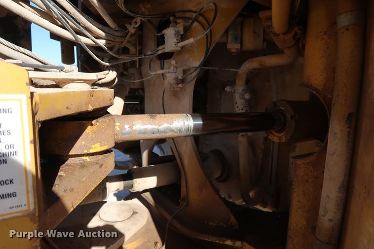 image for item DG3283 2003 Caterpillar 980G Series II wheel loader