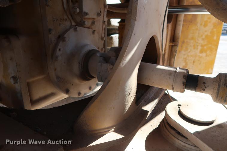 image for item DG3283 2003 Caterpillar 980G Series II wheel loader