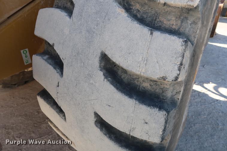 image for item DG3283 2003 Caterpillar 980G Series II wheel loader