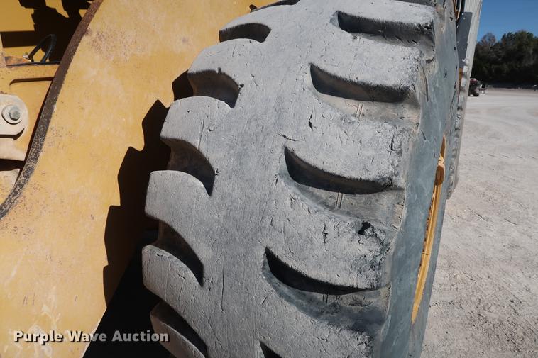 image for item DG3283 2003 Caterpillar 980G Series II wheel loader