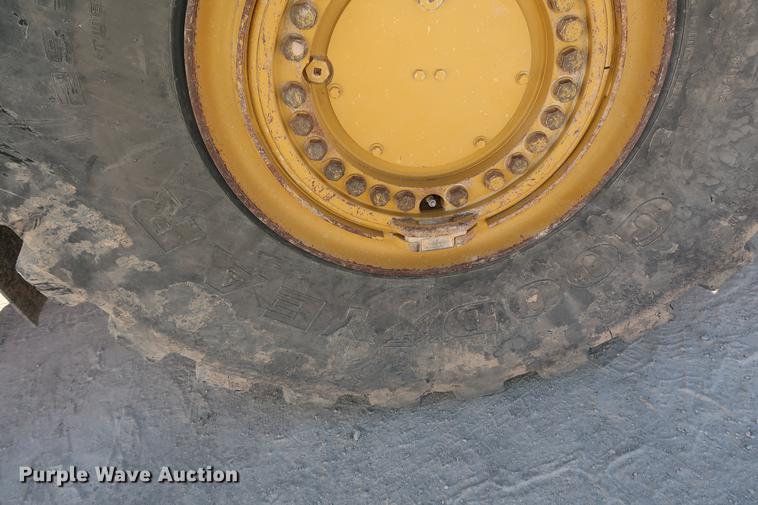 image for item DG3283 2003 Caterpillar 980G Series II wheel loader